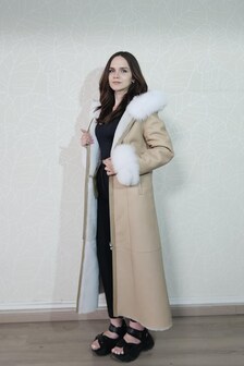 Elevate Your Winter Wardrobe with Real Sheepskin Fur Coat, Women’s Elegant Outerwear - Image 3