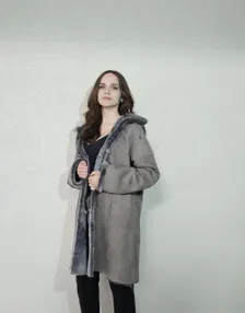 Elevate Your Winter Wardrobe with Real Sheepskin Fur Coat, Women’s Elegant Outerwear - Image 3